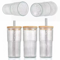 Nouveau style transfrontalier Verre à boisson martelé 20oz avec couvercle en bois et motif vertical, pour thé au lait, café, lait, cola, bière