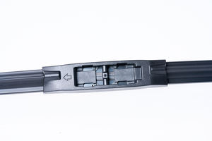 Lame d'essuie-glace de voiture sans cadre, économique, directement de l'usine OEM, avec essuie-glace de <span class=keywords><strong>pare</strong></span>-<span class=keywords><strong>brise</strong></span> toutes tailles pour plusieurs modèles de véhicules - Product Image 5