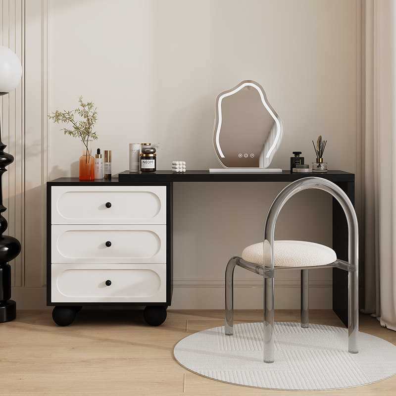 Simple Wood Dressing Table Designs - Stylish & Functional