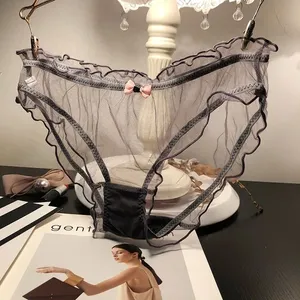 Mutandine Sexy Trasparenti da Donna con Fiocco Rosa, Slip in Cotone, Biancheria Intima Femminile Traspirante in Rete con Bordi Ondulati e Dettagli Traforati - Product Image 1