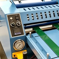 Machine de laminage hydraulique à chauffage à l'huile pour aluminium avec découpe automatique, refendage et découpe à points, finition en une seule passe