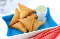 Mesin Samosa India Multifungsi Mesin Pembuat Pangsit Empanada Mesin Pembuat Samosa Otomatis Harga Terjangkau