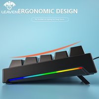 Keyboard mekanik nirkabel Bluetooth dua Mode, sakelar merah 61 tombol dapat ditukar untuk PC PS4 Xbox iPhone iPad