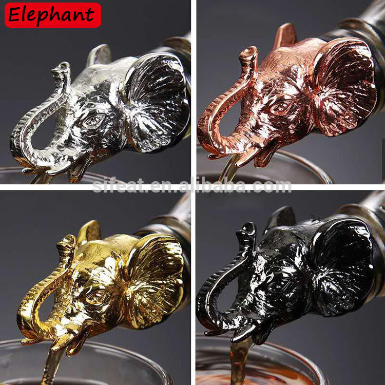 Éléphant, veuillez noter la couleur