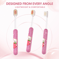Brosse à dents en plastique ultra douce antidérapante pour un nettoyage en profondeur, idéale pour les enfants, OEM