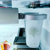 Máquina Expendedora de Café Robótica con IA al Mejor Precio, Kiosco Barista con Pantalla Táctil (21.5/27"), Múltiples Opciones de Pago para Centros Comerciales