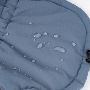 سترة للكلاب مع فتحة للطوق، تصميم بأكمام مزدوجة ومرقعة، معطف دافئ مقاوم للرياح والماء لجميع الأحوال الجوية - Product Image 4