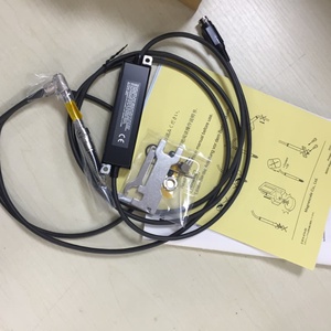 เซ็นเซอร์วัดระยะทางแบบดิจิตอล MAGNESCALE ของญี่ปุ่น รุ่น DK812SBFLR5 พร้อมเทปสีเหลืองและฝาครอบป้องกัน - Product Image 3