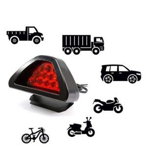 Nouveau 12 LED voiture <span class=keywords><strong>F1</strong></span> course <span class=keywords><strong>feu</strong></span> arrière <span class=keywords><strong>feu</strong></span> <span class=keywords><strong>stop</strong></span> Triangle arrière Surround Anti-Chase Flash lumière rétrofit lumière - Product Image 3