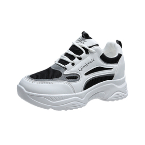 Scarpe da 2024 sportive con suola spessa a molla a maglia altezza interna casual da donna scarpe casual per <span class=keywords><strong>sneakers</strong></span> pesanti - Product Image 1