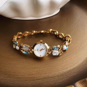 นาฬิกาข้อมือผู้หญิง BS bee sister รุ่น New Light Temperament สีอะความารีน ประดับเพชร ดีไซน์แฟชั่นลำลอง สวยหรู ระบบควอตซ์ ปี 2026 - Product Image 3