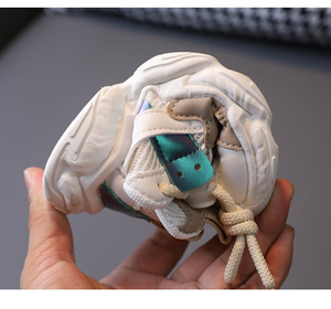 أحذية رياضية للأولاد من 1-6 سنوات موديل 2024 بثلاثة ألوان مريحة وقابلة للتنفس أحذية رياضية للبنات والأطفال أحذية جري للأطفال الصغار والرضع - Product Image 6