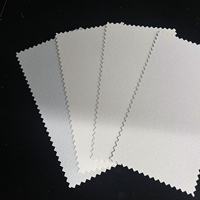 Tissu pare-soleil à 1 % d'ouverture, haute résistance à la traction, anti-UV, isolation thermique, matière première pour stores enrouleurs pour solutions de fenêtres