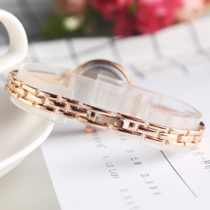 Korean Style AliExpress Hot Sale Fashion Ladies Student <b>Watch</b> Rhinestone Retro Fashion Bracelet Bangle <b>Watch</b> - Product Image 5