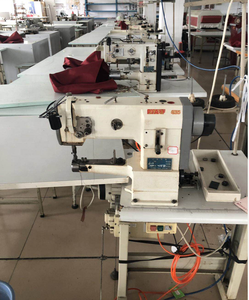 Pfaff 335 Machine à coudre à ourlet d'occasion - Product Image 5