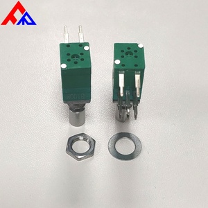 Potentiomètre rotatif à axe plat moleté en métal à insertion latérale 8 broches de haute qualité 10K-100K 20% - Product Image 3
