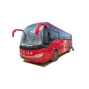 Yutong Bus Autocar d'occasion 43 sièges Autobus urbains automatiques Moteur diesel Boîte de vitesses manuelle Nouveau plancher