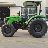 Tracteur agricole léger et compact à quatre roues motrices, compatible avec divers outils de travail agricole