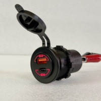 Double prise USB à charge rapide QC3.0 et QC4.0 avec indicateur rouge pour téléphones, tablettes et smartphones