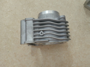 Изготовление на заказ малых алюминиевых блоков цилиндров для мотоциклов - Product Image 2