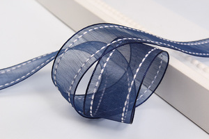 Nastro in Organza di Poliestere Bianco a Doppia Faccia con Punti Salto, Larghezza 2,5 CM, Pronto per la Consegna, per Decorazioni Regalo - Product Image 4