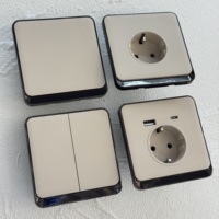 Interrupteur mural électrique domestique 16A 20A 13A 250V UK PC avec USB-C, design moderne, installation facile, finition dorée