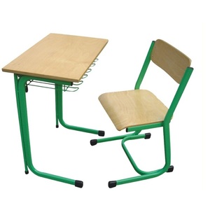 Bureau et chaise d'étudiant modernes pour salles de classe primaires et secondaires, en bois et métal, modèle PT-306E - Product Image 1