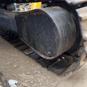 Excavadora Usada KOMATSU PC35 de Alta Maniobrabilidad para Renovación Flexible de Patios Traseros, Excavación en Espacios Estrechos y Trabajos de Movimiento de Tierras a Pequeña Escala - Product Image 5