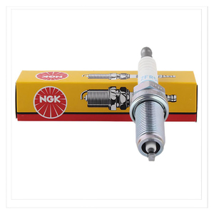 Bougies d'allumage NGK à réponse rapide, allumage instantané, pièces d'allumage automobile, amélioration de l'accélération du moteur pour les trajets quotidiens - Product Image 1