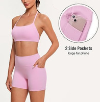 Ensemble soutien-gorge de sport et short cycliste pour femme avec coussinets intégrés, bretelles réglables, taille haute, poche pour téléphone, effet froncé, tenue de sport