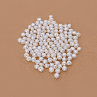 Perles en vrac naturelles d'eau douce en forme de bouton de pain de 4,5-5 mm pour la fabrication de boucles d'oreilles et de bijoux DIY (vente en gros)