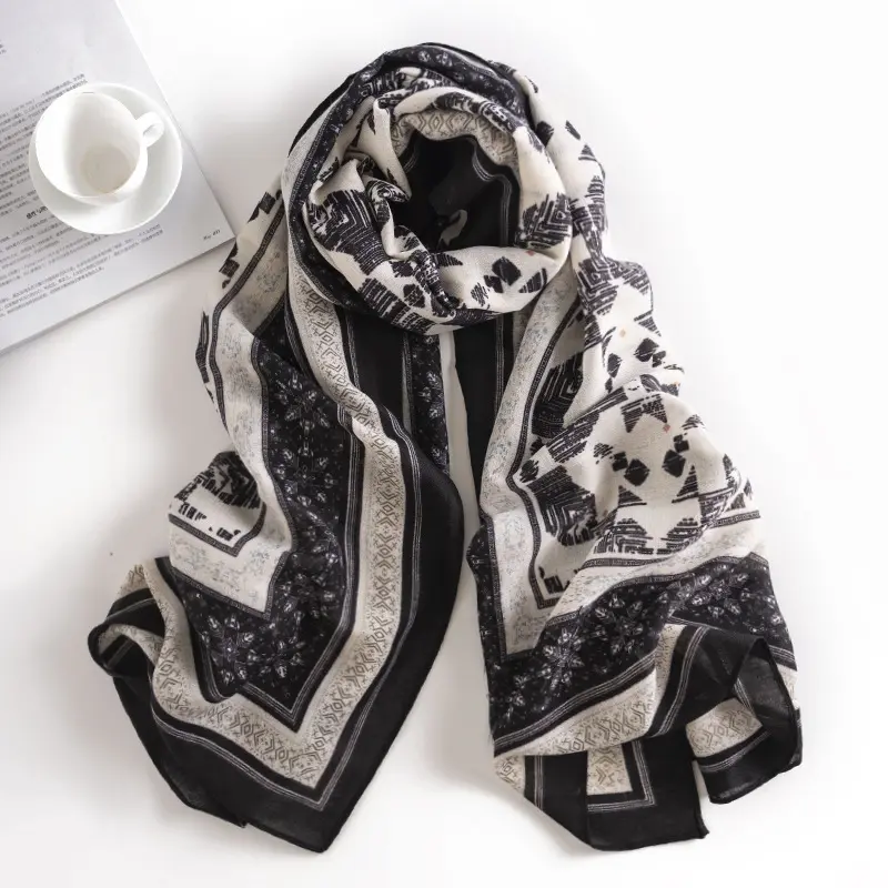 Cotton And Linen Scarf Women Fashionable Air Conditioned Room Shawls Printed Sun Protection Beach Towels Retro Scarves