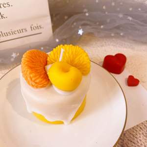 Cadeau de bougie parfumée d'aromathérapie en forme de gâteau orange fait à la main de bonne qualité - Product Image 5