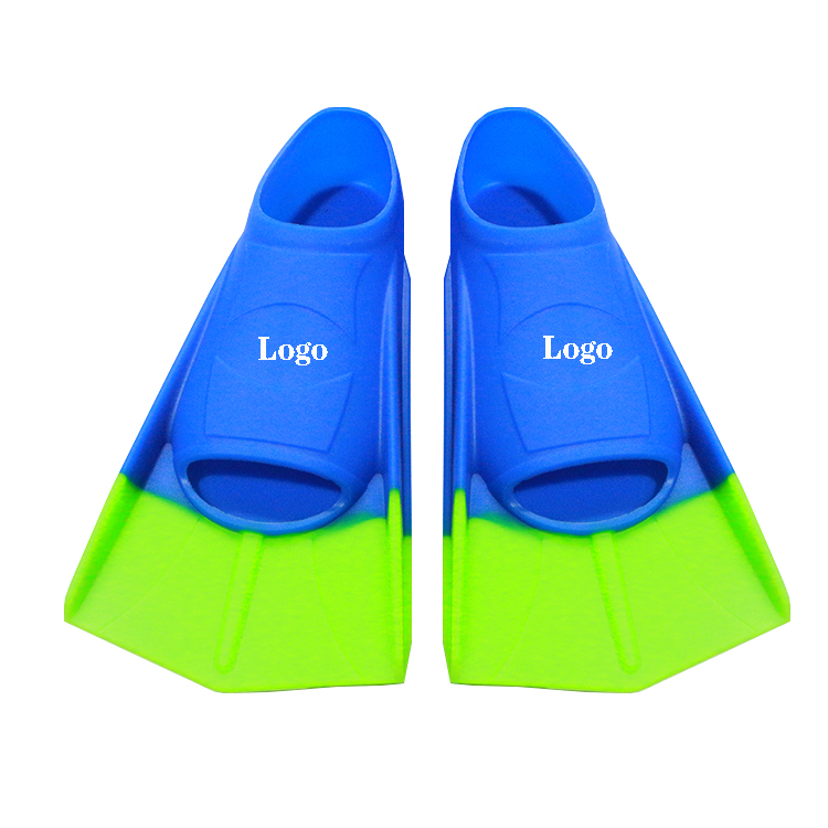 Hot Sell Model In Stock Fast Delivery Flippers Swimming Fins Full Silicon Comfortable Wide Size Short Blade Training Diving Fin