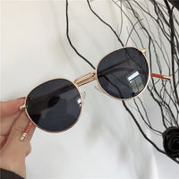 Vente en gros Lunettes de soleil ovales mode rétro en métal vintage pour hommes et femmes Lunettes de soleil rondes polarisées UV400