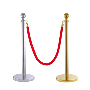 Poteau de guidage et de contrôle de foule pour événements extérieurs, tapis rouge, fêtes, cérémonies de remise de prix, avec fonction de barrière et de poteau de signalisation - Product Image 1