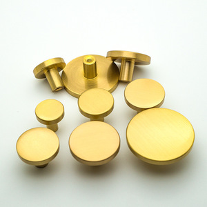 Poignée de meuble Huoxiang en cuivre brossé, disque rond, à trou unique, style moderne et épuré - Product Image 3