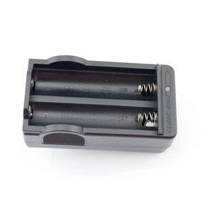 Cargador 18650 con Doble Ranura, Base de Carga para Baterías Estándar - Product Image 1
