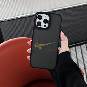 Funda Protectora para <span class=keywords><strong>iPhone</strong></span> 17 Air con Diseño de Zapatilla Deportiva, Carcasa Rígida con Acabado Mate y Sensación de Piel, Resistente a Impactos - Product Image 5