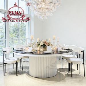 Muebles para Bodas, Mesa de Comedor Contemporánea con Base de Hierro Blanco y Tapa de Vidrio para Salón de Banquetes - Product Image 1