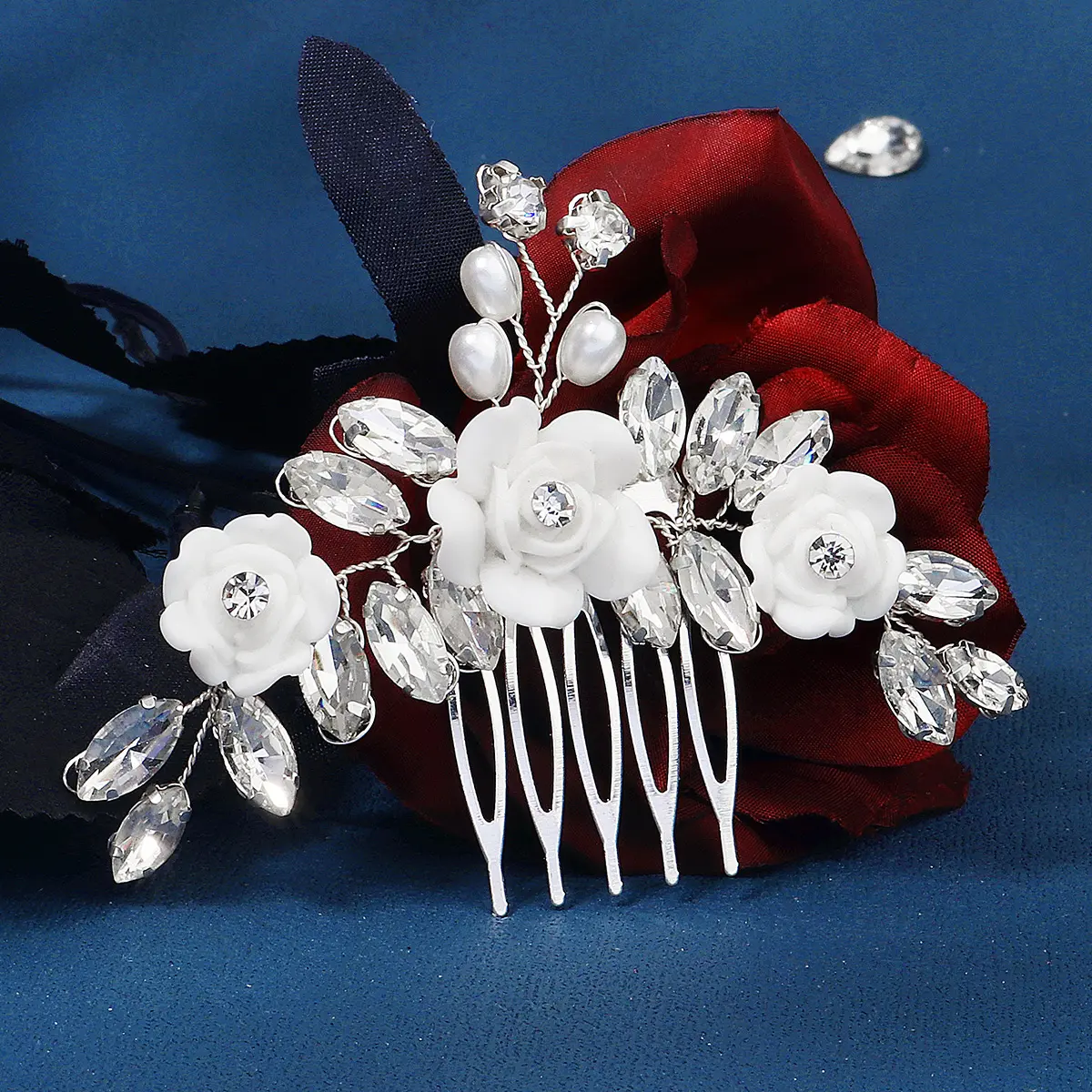 Nieuwe Haarkam Koreaanse Handgemaakte Keramische Bloem Kam Bruids Bruiloft Strass Crystal Head Sieraden