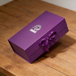 Boîtes en papier magnétiques pliables avec gaufrage pour une logistique et un stockage efficaces pour les bijoux et accessoires de mode - Product Image 2