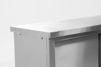 Armoire de cuisine, équipement de restaurant, table en acier inoxydable avec porte coulissante