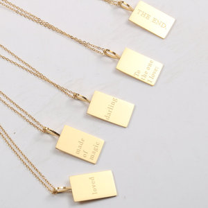 Colgante rectangular personalizado con símbolos grabados, joyería geométrica, mensaje inspirado - Product Image 4