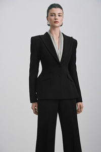 แจ็กเก็ตสูทนัวร์สำหรับผู้หญิงคุณภาพสูงเทคนิคการตัดเย็บเสื้อเบลเซอร์ของผู้หญิงสไตล์หรูหราบริการ ODM ผลิตในเวียดนาม - Product Image 6