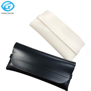 מפעל במלאי מלא משקפי שמש רכים pu פרמיה מעור משקפיים ניידים במקרה של לוגו מותאם אישית משקפיים תיק & תיק - Product Image 1