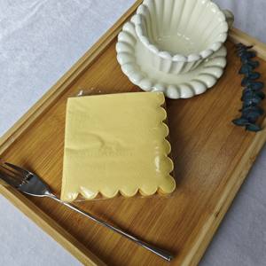 Serviettes de table personnalisées de couleur best-seller |   Serviettes de cocktail en forme d'éventail |   Fabricant source - Product Image 3