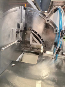 Scie à découper les coins de haute performance pour la découpe d'éléments d'angle de portes et de fenêtres en aluminium - Product Image 3