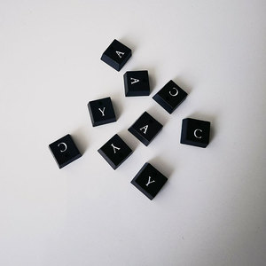 บริการพิมพ์ปุ่มพลาสติก QGUO พร้อมวัสดุที่จัดหาไว้  งานตกแต่งพื้นผิว จัดส่งด่วน - Product Image 4