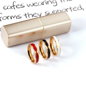 Anillo Unisex de Acero Inoxidable, Diseño Creativo y Moderno, Estilo Vintage Blanco Simple para Parejas - Product Image 4